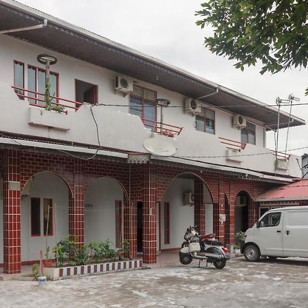 Koolkost Syariah Near Ayani Mega Mall Pontianak Esterno foto