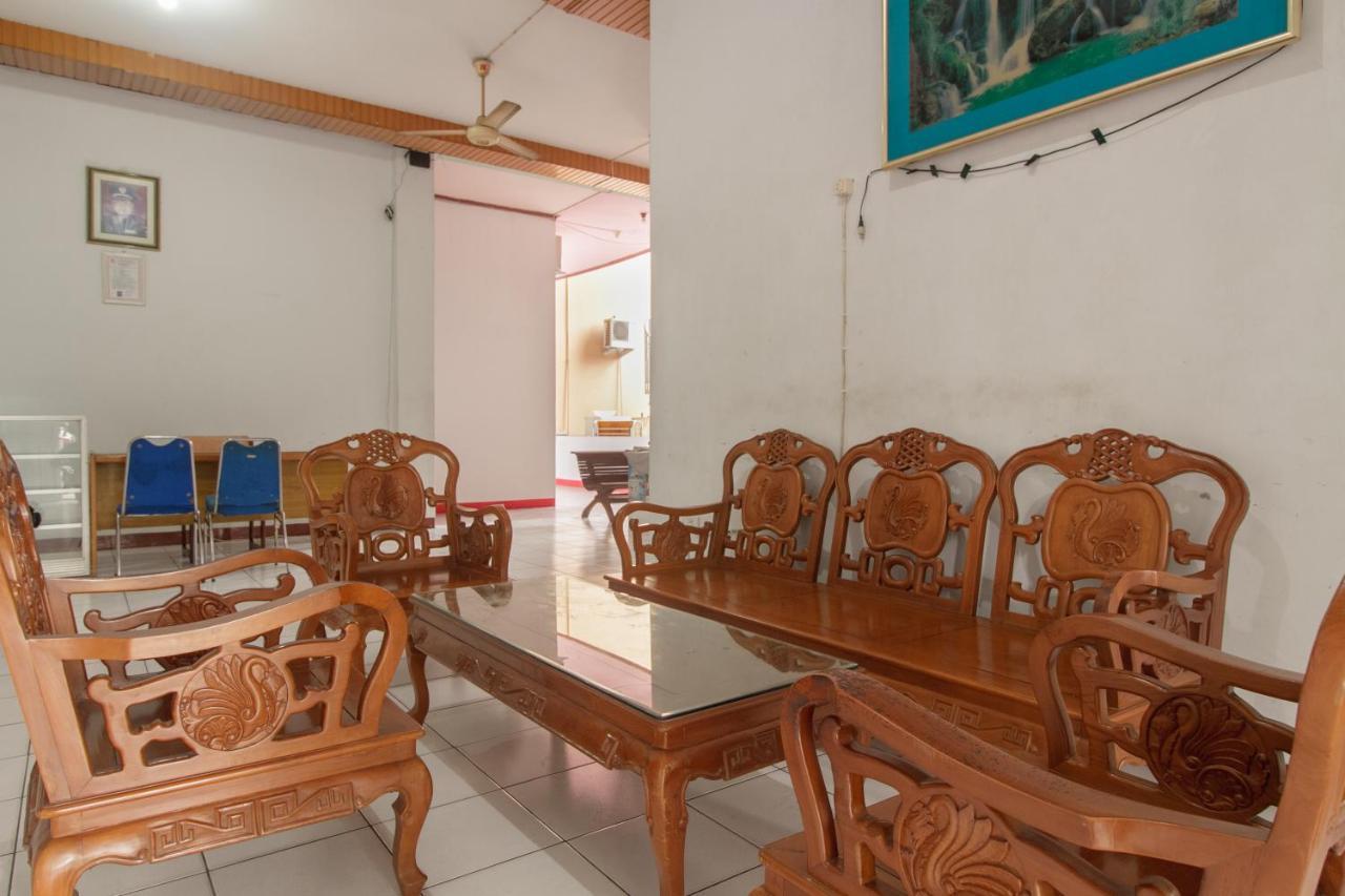 Koolkost Syariah Near Ayani Mega Mall Pontianak Esterno foto