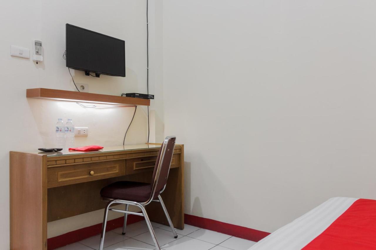 Koolkost Syariah Near Ayani Mega Mall Pontianak Esterno foto